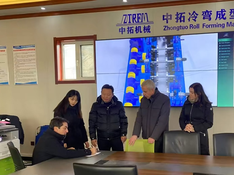 2025永兴集团冷弯开年大捷！新年新征程永兴集团冷弯门框机敲开西班牙市场大门